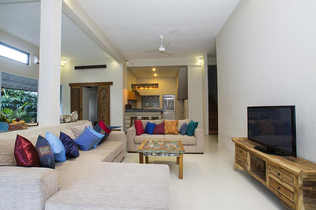 Villa Arushi Seminyak Buitenkant foto