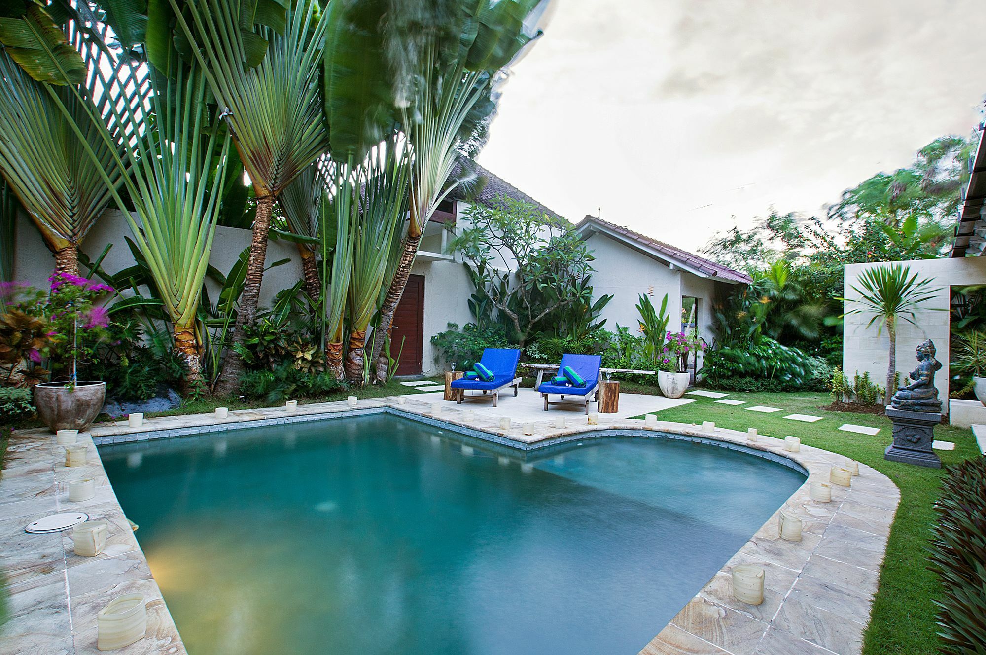 Villa Arushi Seminyak Buitenkant foto