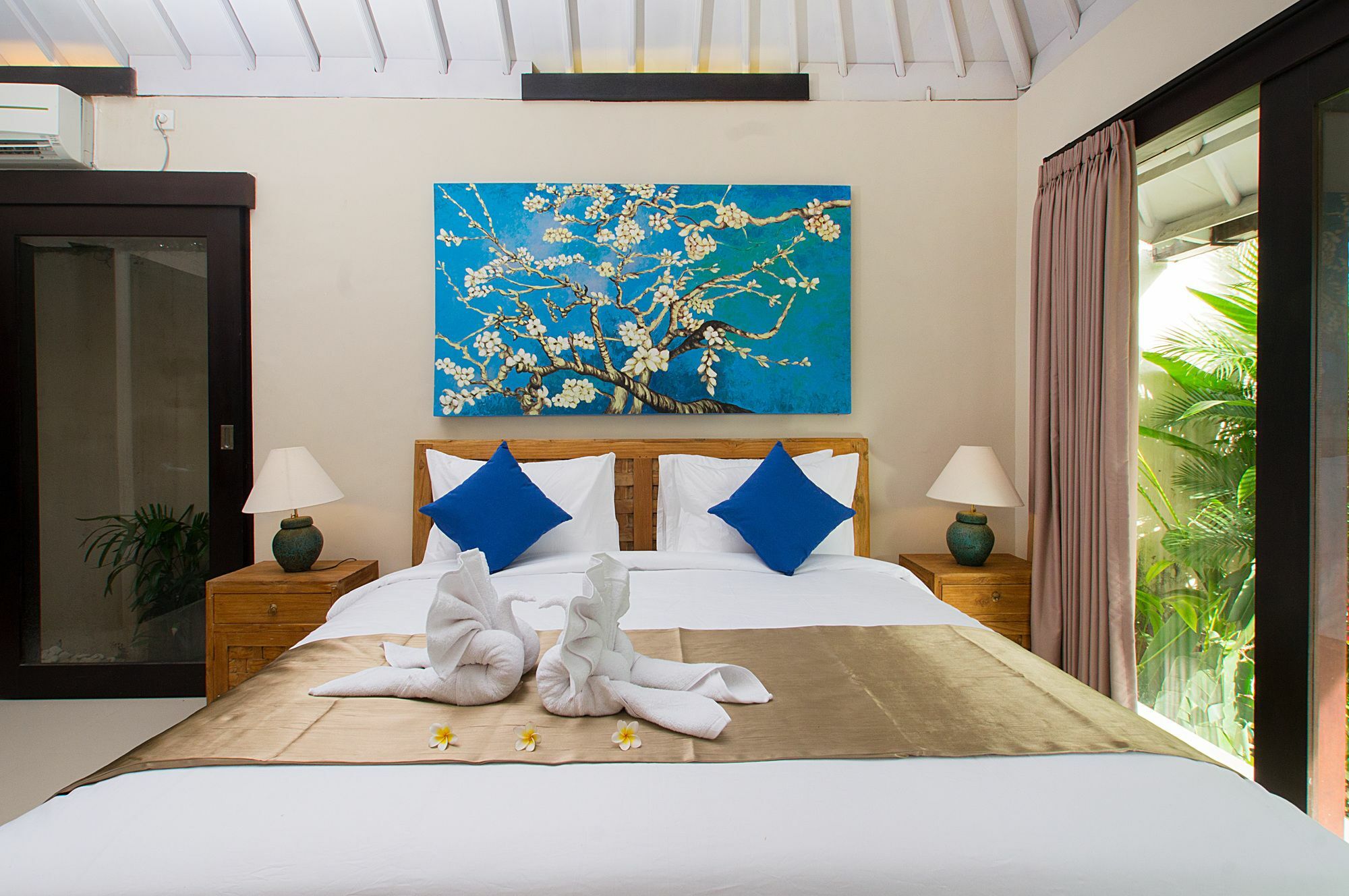 Villa Arushi Seminyak Buitenkant foto