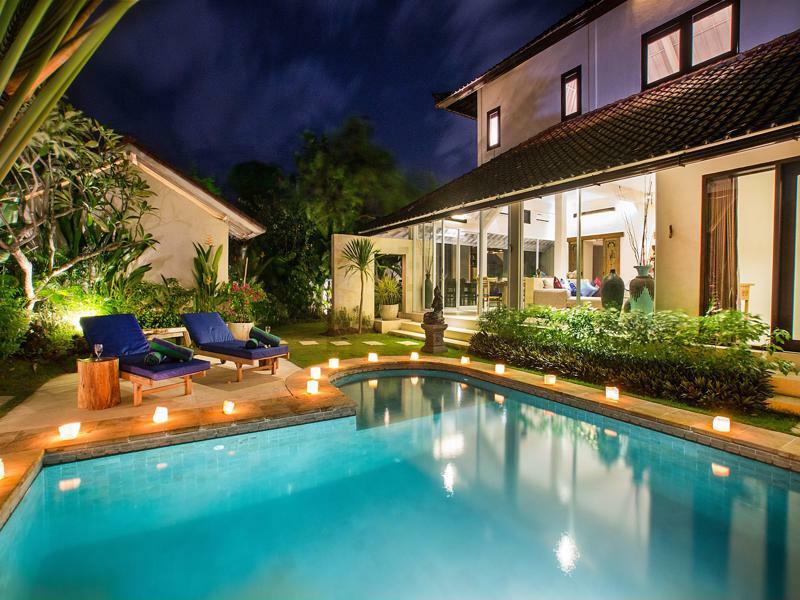 Villa Arushi Seminyak Buitenkant foto
